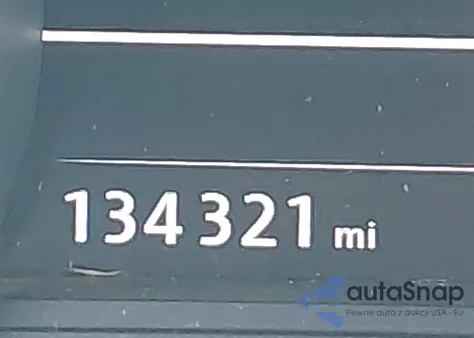 2015 Volkswagen Touareg Tdi Lux z USA, uszkodzony, nr VIN WVGEP9BP5FD006664